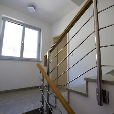 Apartamento 3785-1 For 4 Pers In Baška Voda
