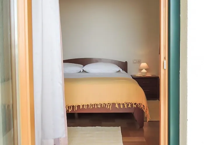 Apartman 3785-1 For 4 Pers In