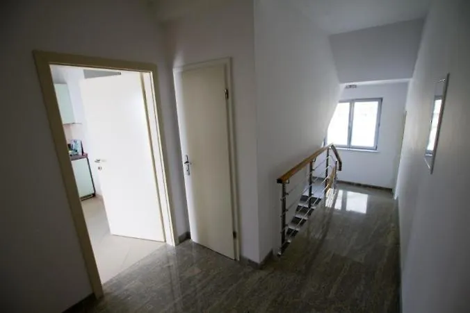 3785-1 For 4 Pers In Baska Voda